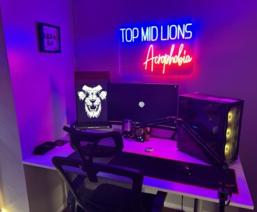 Redid my set up a little bit after work today. Pretty happy with the end result.