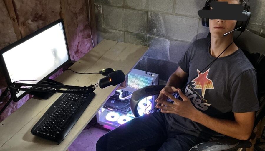 My friends old setup in his mom’s basment.