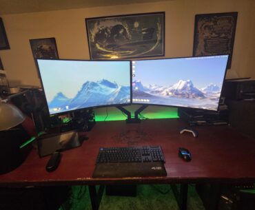 5090 mounted under standing desk + Dual Ultra Wides (1440 & 4k)