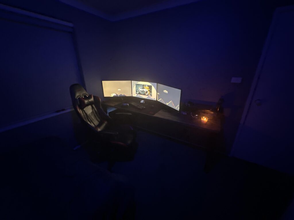 Monitor Layout Suggestions Monitor Layout Suggestions