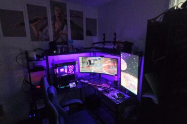 My setup, my favorite color is purple. I bet you couldn't have guessed