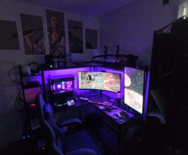 My setup, my favorite color is purple. I bet you couldn't have guessed