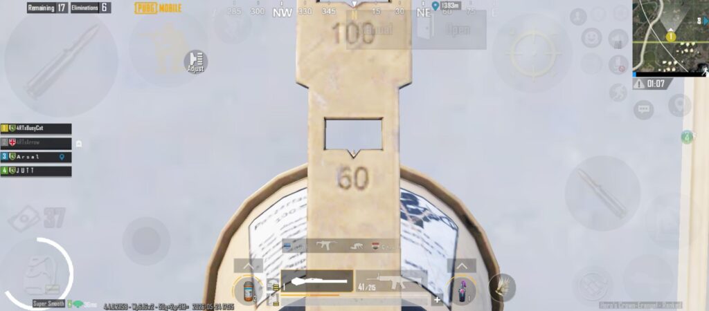 Either let me be ABLE to move this button OR make this and scope distance adjust button the same.
