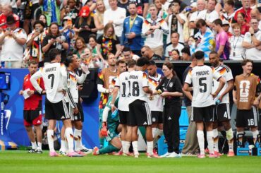 Two FIFA World Cup games played in 'severe' conditions as temperatures soar