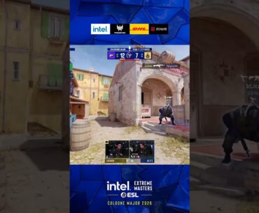 bLitz STICKS the DEFUSE — survives on 1 HP #esl #colognemajor #cs2