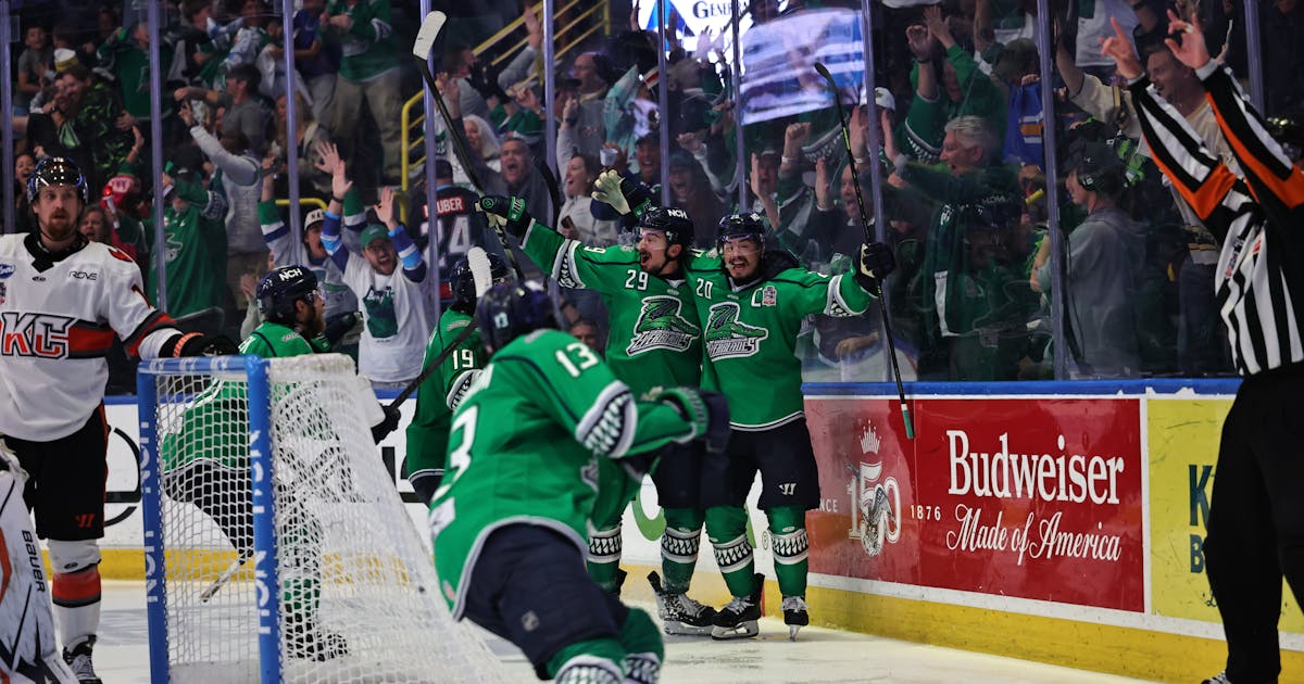 Florida Everblades | NEEDHAM AND CHAU LIFT BLADES TO AMAZING OT WIN IN GAME THREE Florida Everblades | NEEDHAM AND CHAU LIFT BLADES TO AMAZING OT WIN IN GAME THREE