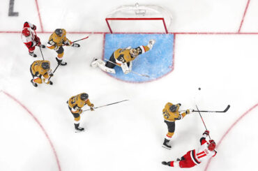 Golden Knights vs. Hurricanes score, live updates: Carolina leads Vegas 3-1 after 2 periods in Stanley Cup Final Game 5