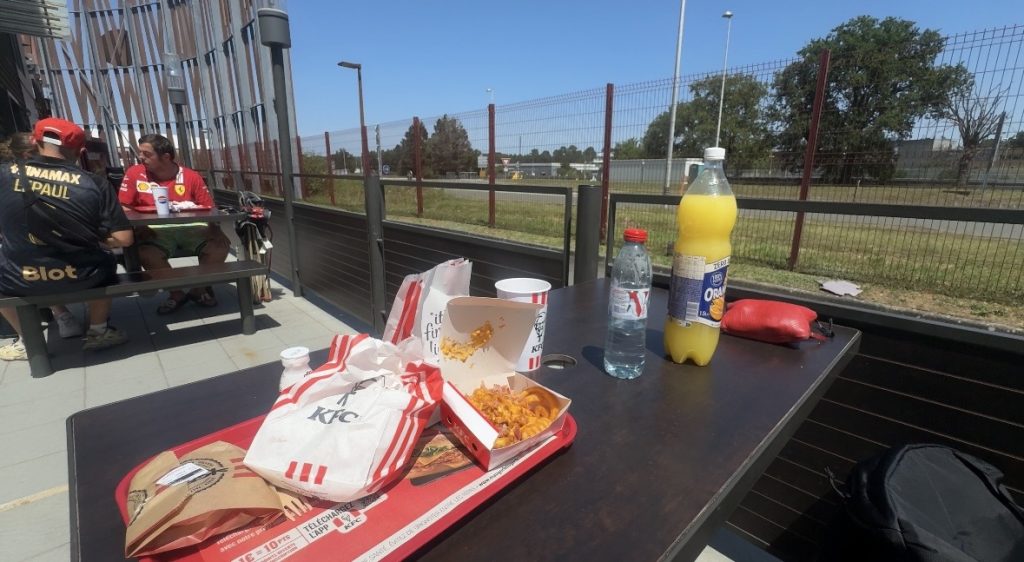 Le Mans KFC