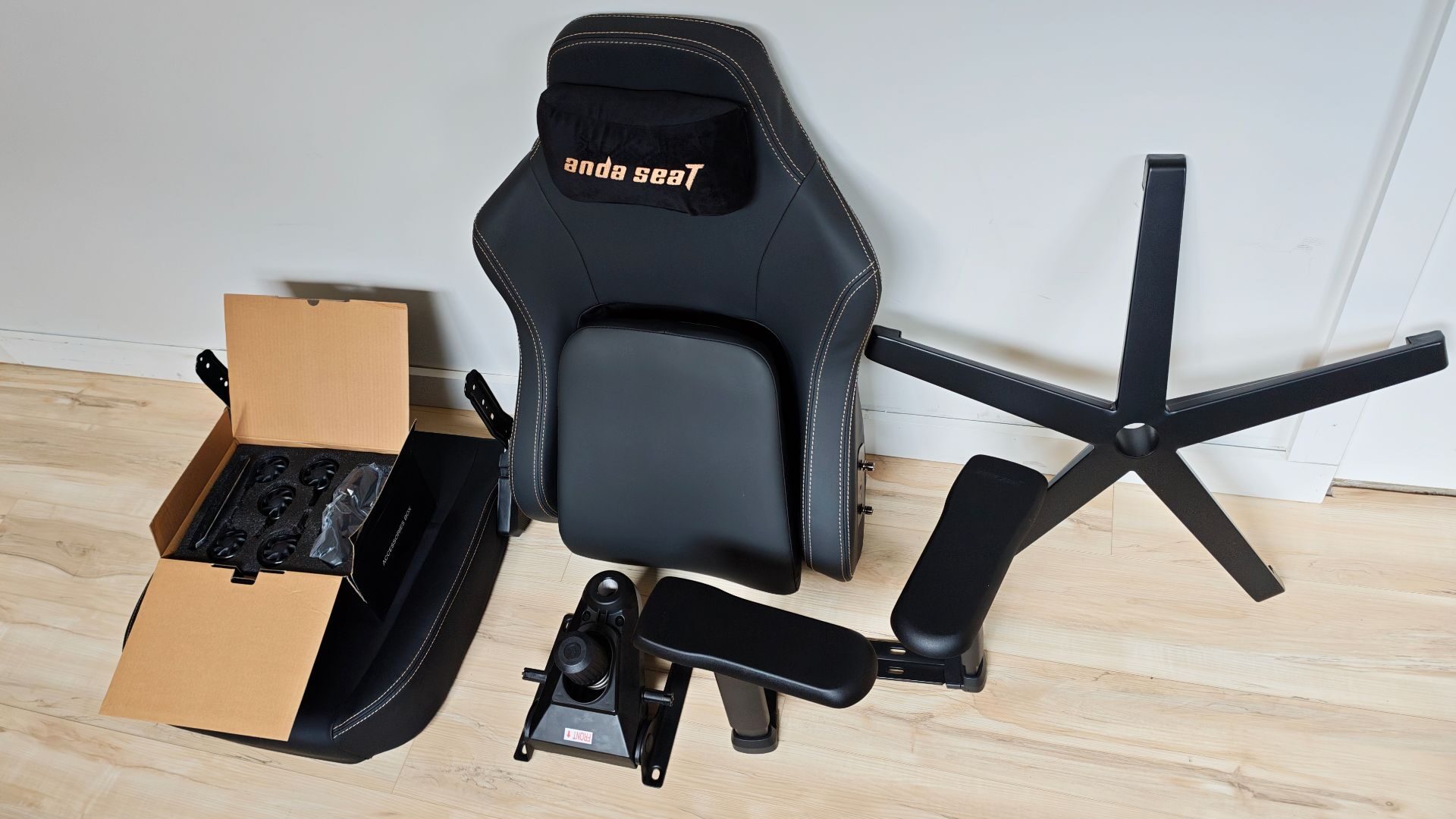 Andaseat Phantom 4 Pro Gaming Chair Review Andaseat Phantom 4 Pro Gaming Chair Review