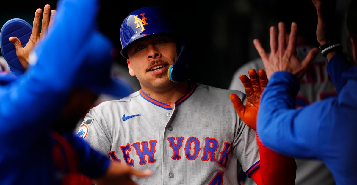 Mets News: Alvarez to catch back-to-back games, could return soon Mets News: Alvarez to catch back-to-back games, could return soon