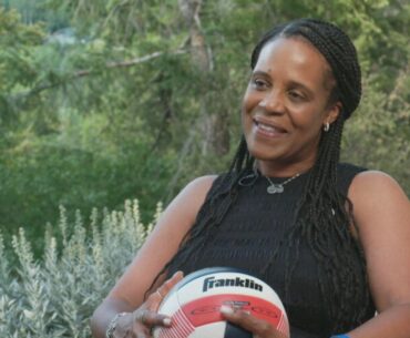 Jalen Brunson's mom texts him before every game since high school: "I still send them, and he looks forward to them"