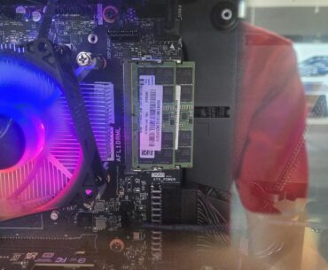 Ram prices are wild. I saw this at Best Buy Yesterday in a prebuild.