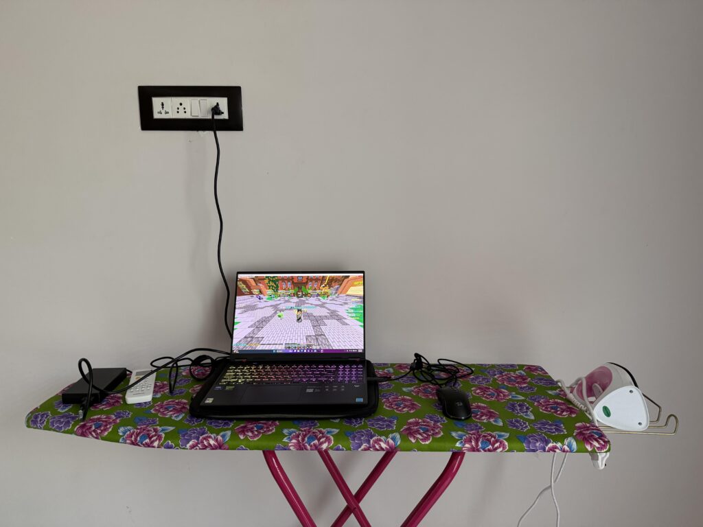 My amazing battle station to fight people while on 300 ping