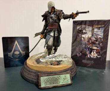 Dug out some of my ‘vintage’ Assassin’s Creed Black Flag collectibles from 2013.