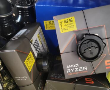 A bunch of AMD 7600X dumped on the Walmart Clearance Shelves
