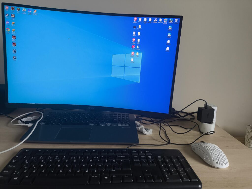 My laptop on its life support (no display no battery broken fans broken keyboard and mouse)