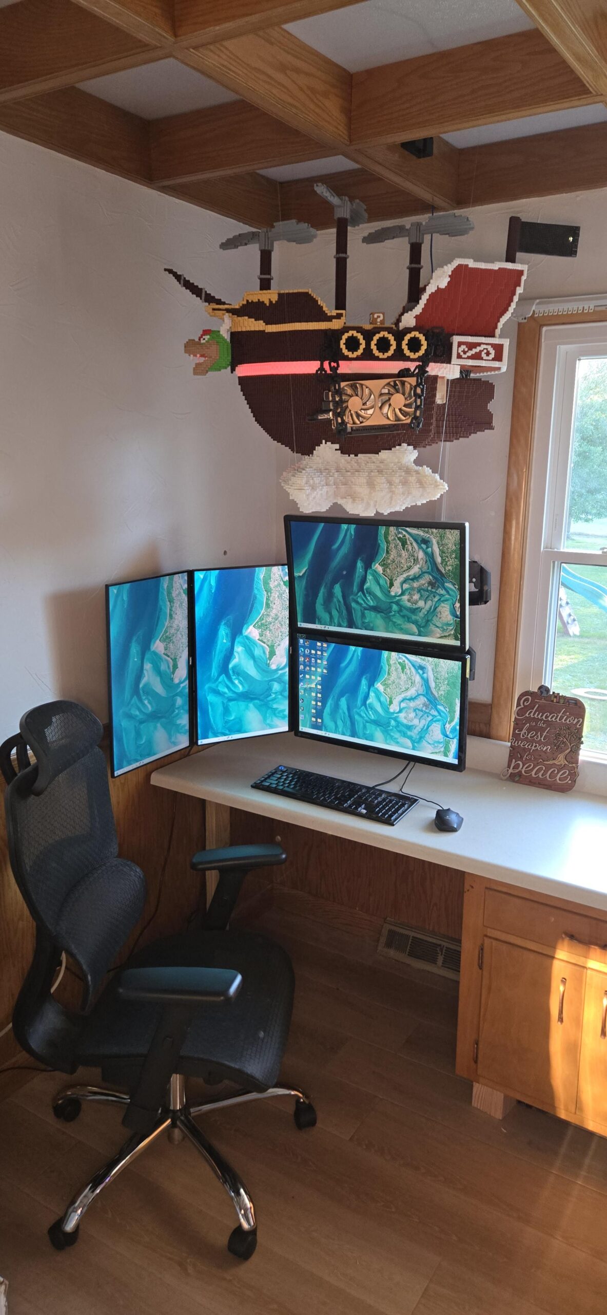 My ceiling mounted battle station. My ceiling mounted battle station.