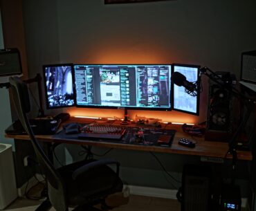 My current gaming / programming / doomscrolling setup