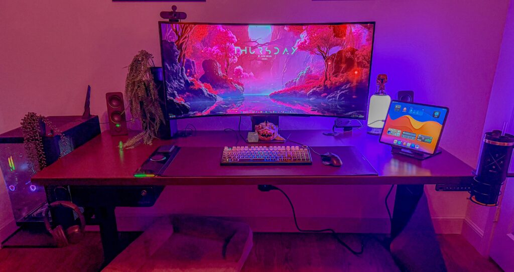 Work from home/Gaming Station