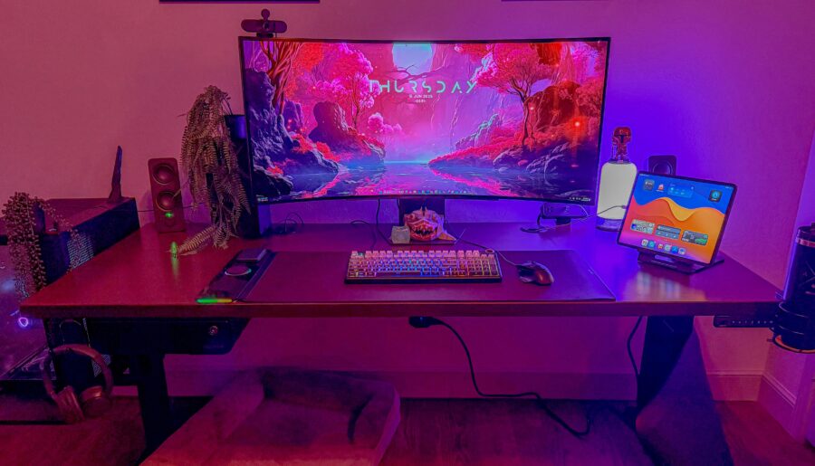 Work from home/Gaming Station