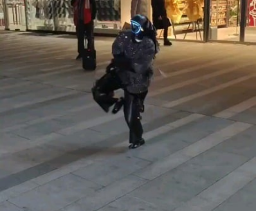 Chinese robot performing in the streets