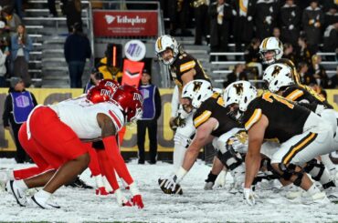 Dan Mullen is Batting 1.000 in Crazy Weather Games in Laramie