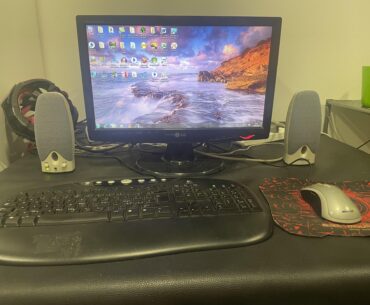 My “Nostalgic” setup with my 18.5 year old PC