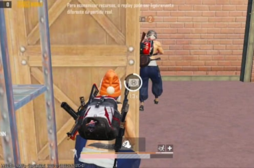 Gameplay with my broad-shouldered duo 😂