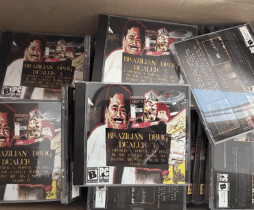 Found these in the back of a flea market, anyone want one?