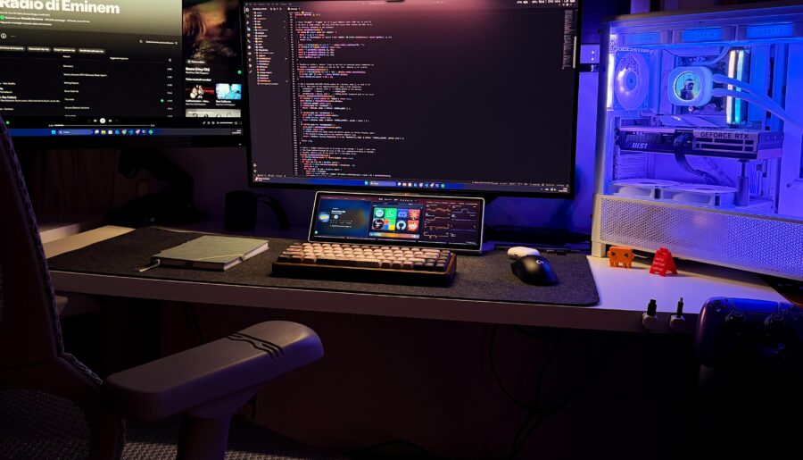 My little cave after months of tweaking