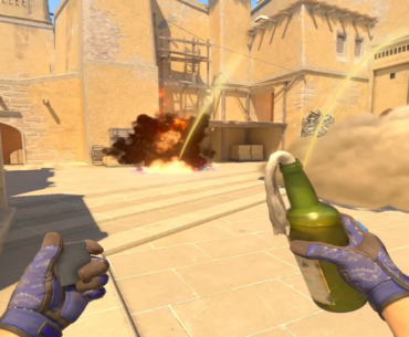 Molotov and Smoke now interact with bomb explosion