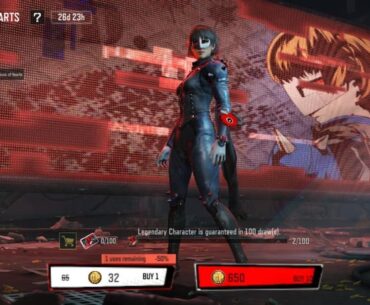 F2P luck hits different got Queen on my 2nd pull using free tickets ,,,and what is that on My left side of my weapon?
