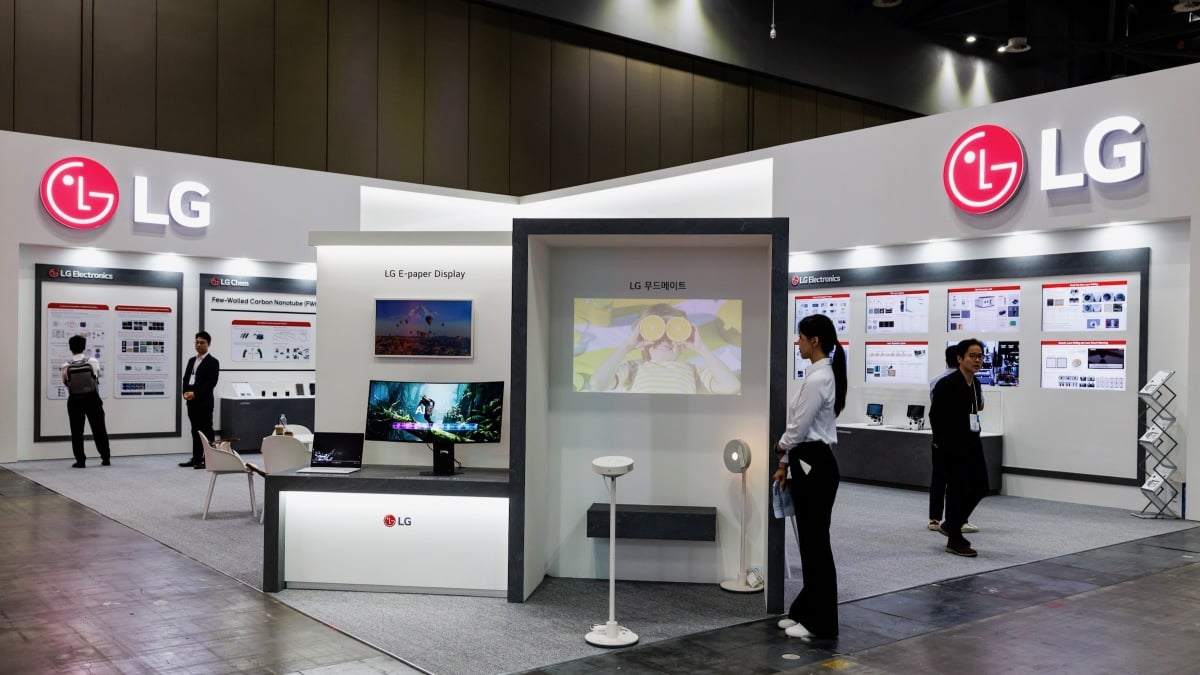 LG users complain about unwanted ads on TVs and gaming monitors LG users complain about unwanted ads on TVs and gaming monitors
