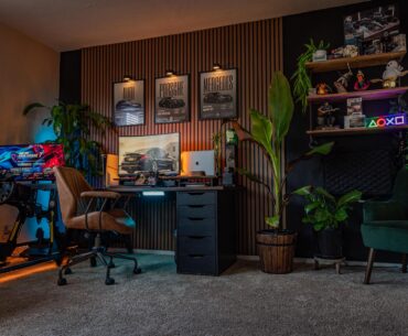 Finally finished my desk setup for gaming and photo editing. Rate it 1-10!