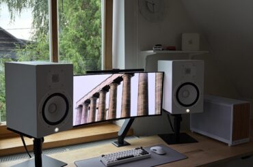 New PC case and monitor stands
