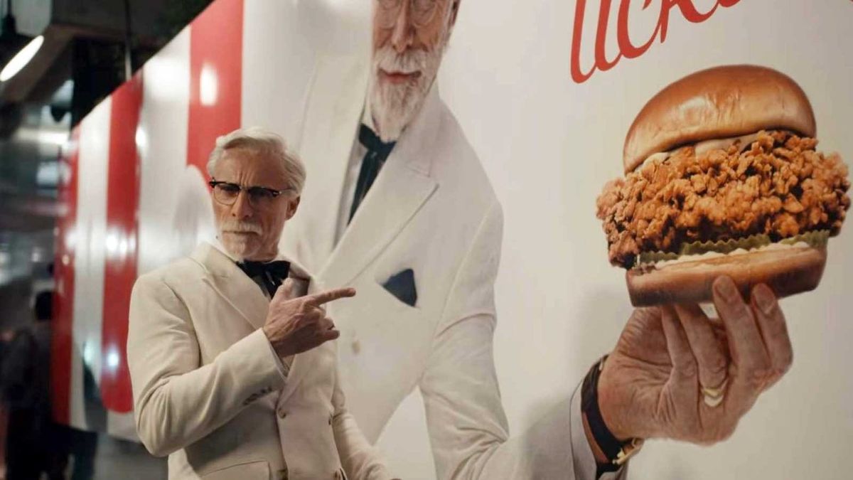 KFC’s Cluckin’ Hilarious Posts Roast PlayStation Over Physical Media Bloodbath KFC's Cluckin' Hilarious Posts Roast PlayStation Over Physical Media Bloodbath