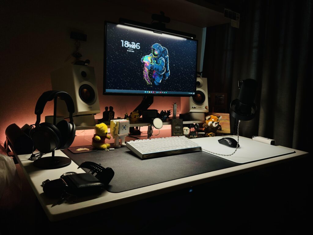 Finally got a PC, most complete my setup has felt