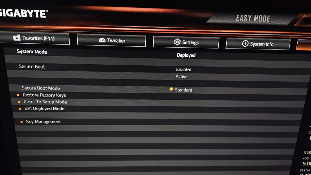 Help I get the error SECURE BOOT VIOLATION INVALID SIGNATURE DETECTED by Faceit anticheat and he won't let me touch anything inside secure boot