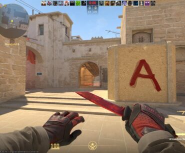 Which one ? Both gloves BS and both combos same price.