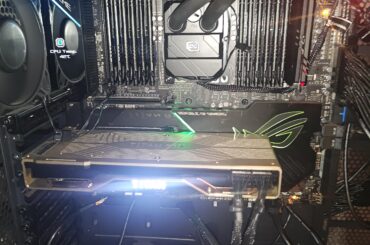 12 sticks of Samsung B-die in one board