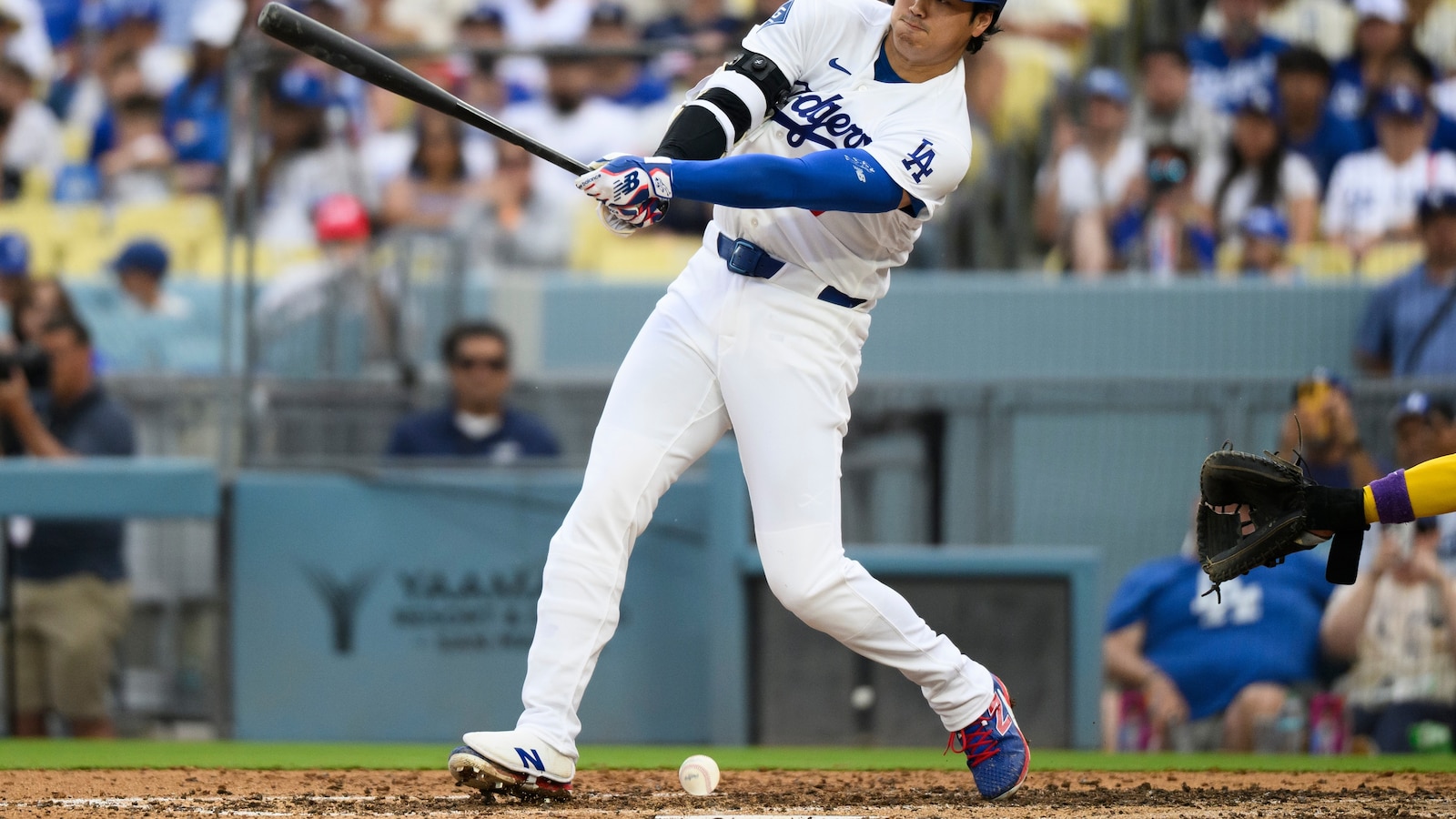 Diamondbacks overcome Ohtani’s 22nd homer, beat sloppy Dodgers 5-3 for 3-game sweep Diamondbacks overcome Ohtani's 22nd homer, beat sloppy Dodgers 5-3 for 3-game sweep