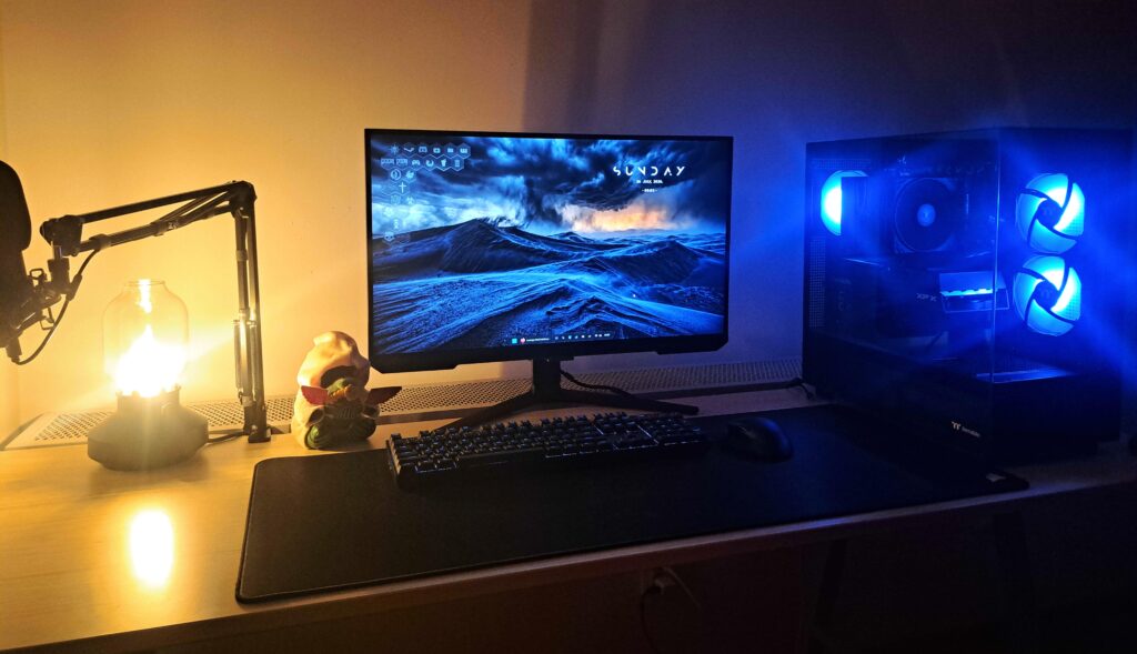 Trying to improve my new battlestation one step at a time. I think I need some plants. What else could I do to make it feel cozier?
