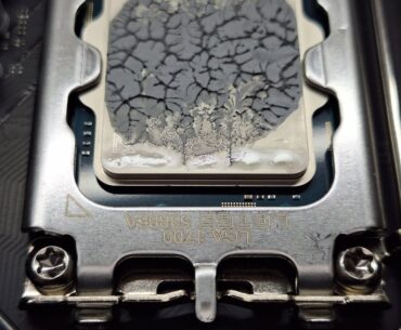 Clear liquid separating from DeepCool Z5 thermal paste - is this normal?