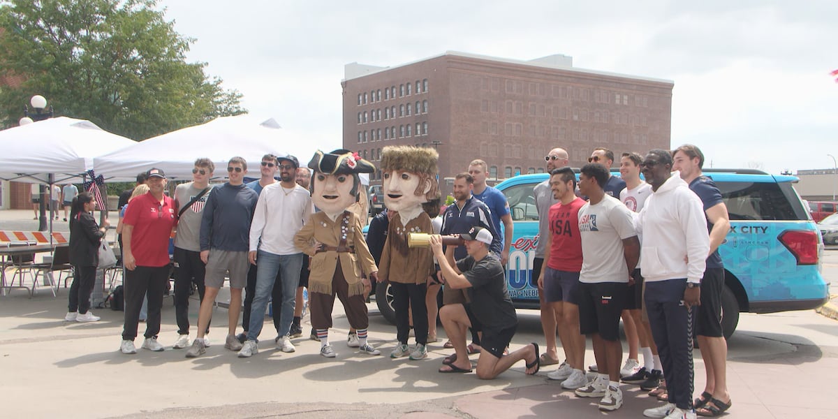 Team USA men’s handball visits Sioux City’s Food Truck Friday ahead of games Team USA men’s handball visits Sioux City’s Food Truck Friday ahead of games