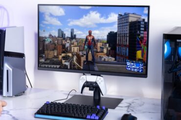 PlayStation 27-inch Gaming Monitor with DualSense Charging Hook Review: Exactly as the Name Suggests, and Nothing More