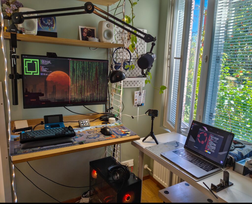 My battlestation! My battlestation!