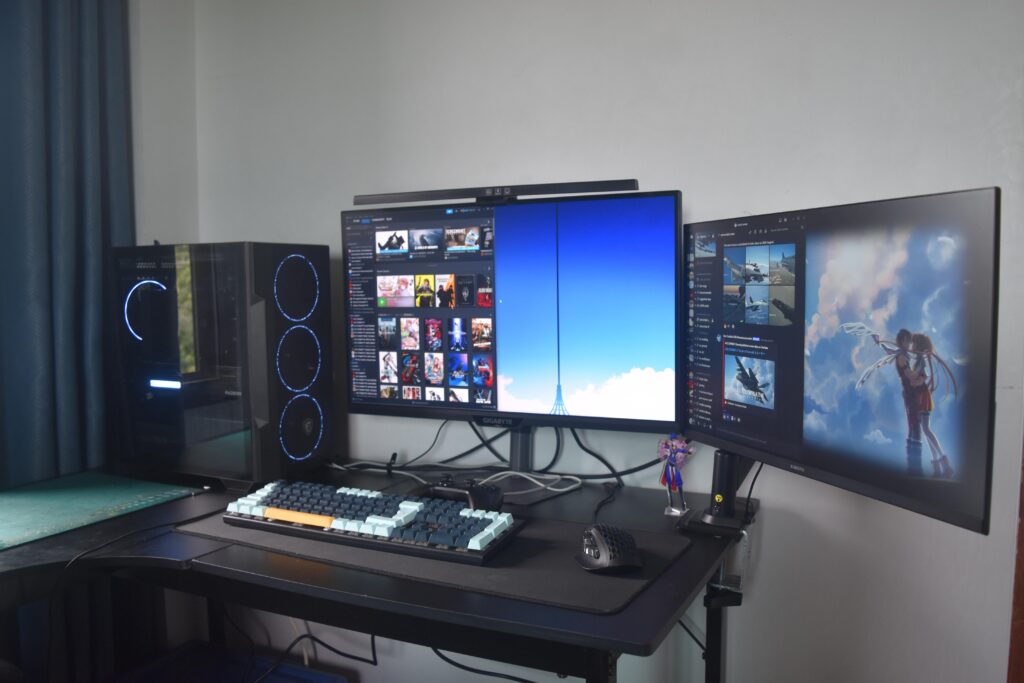 Very simple setup, but the one I'll be happy with for years to come.