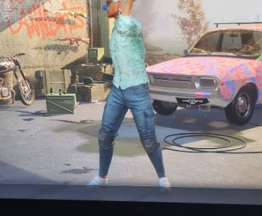 I'm sorry but this Emote is hilarious.. wish I could dance this emotionally or at all or sober