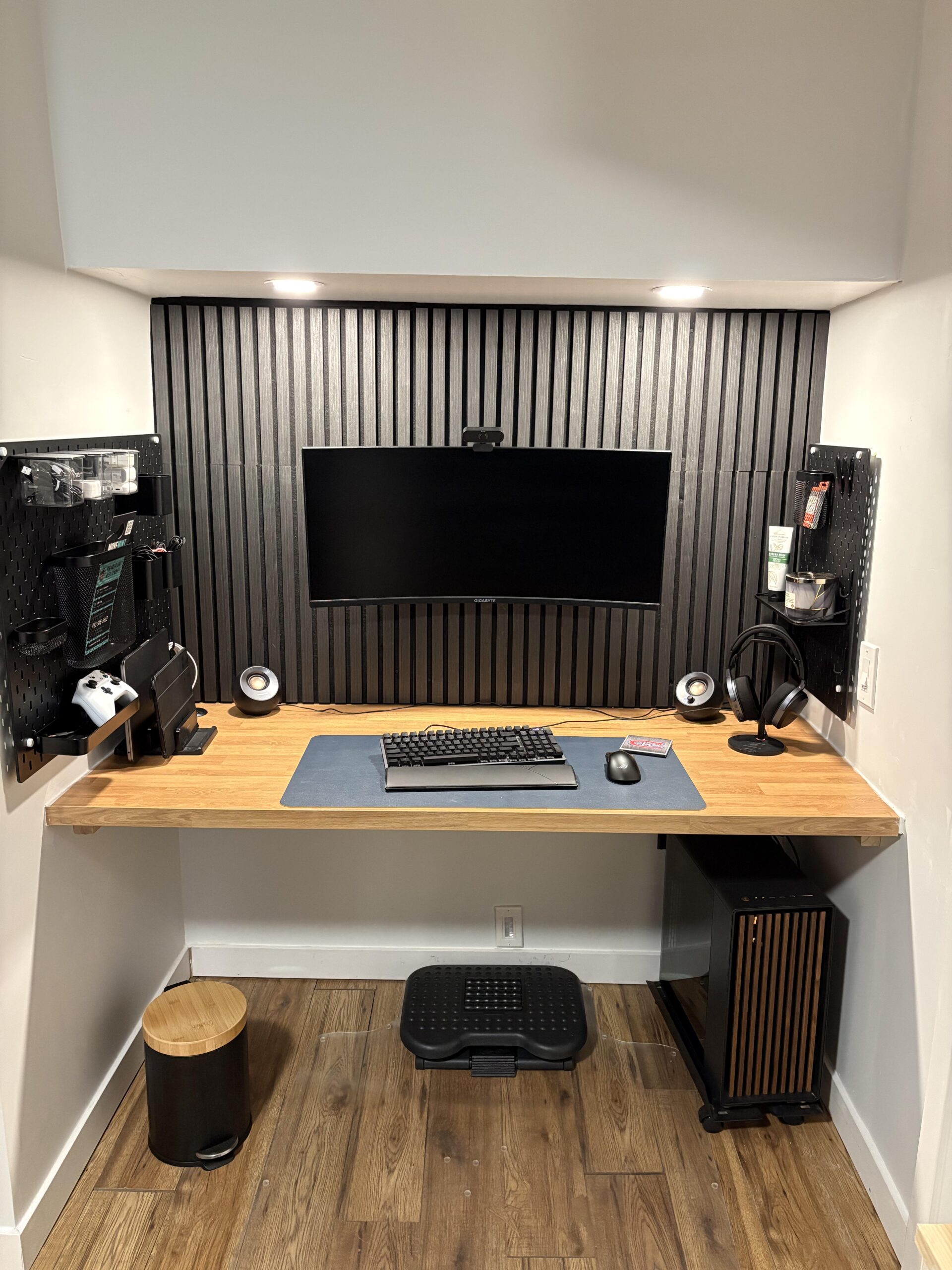 Gaming nook Gaming nook