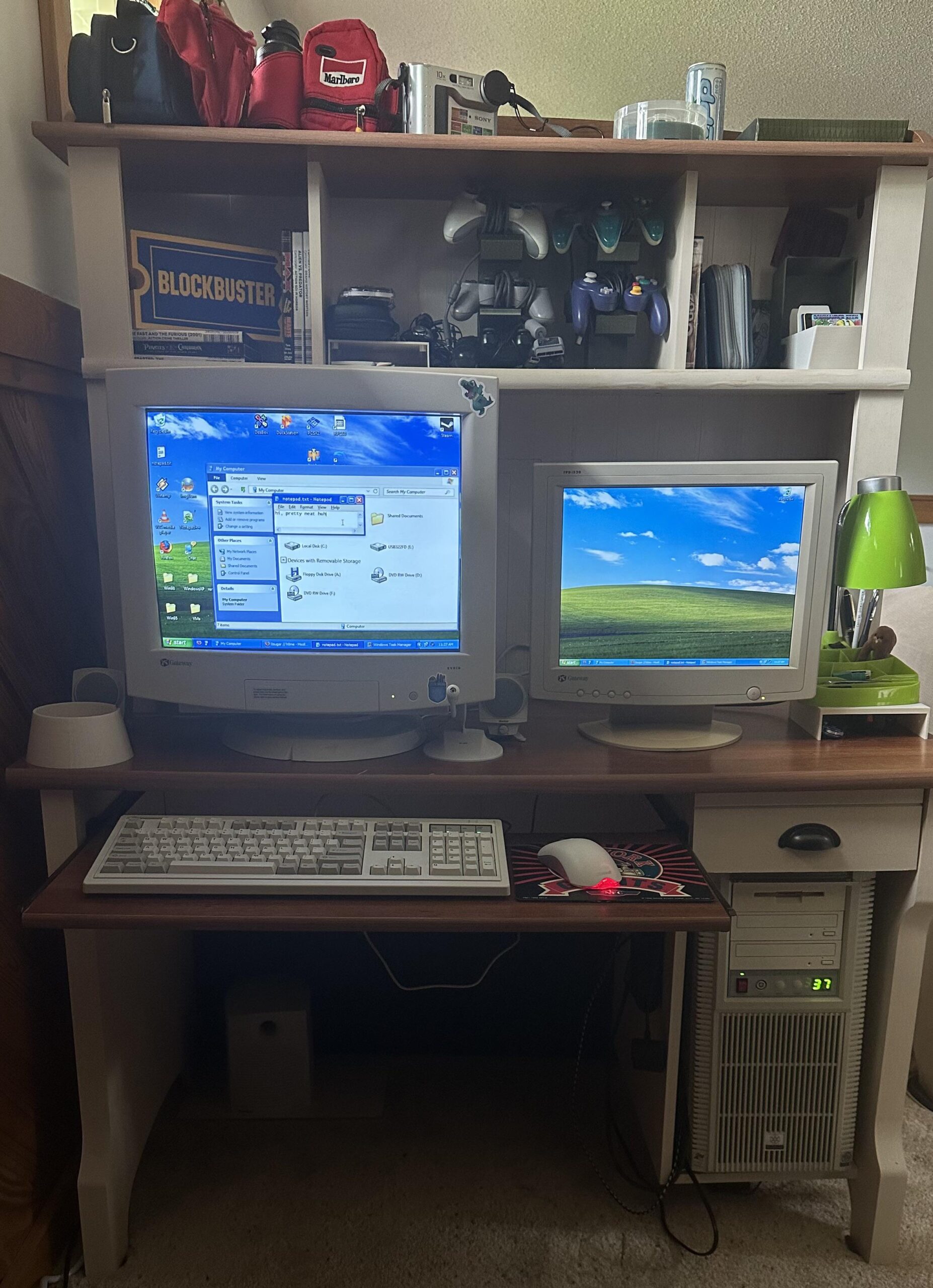 Update to Zillennial age regression setup + Windows 11 that looks like Windows XP Update to Zillennial age regression setup + Windows 11 that looks like Windows XP
